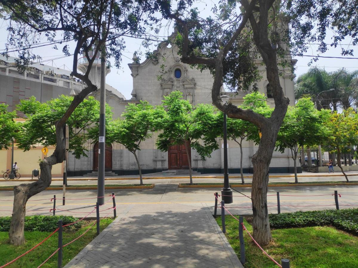 Real Aparts Lima