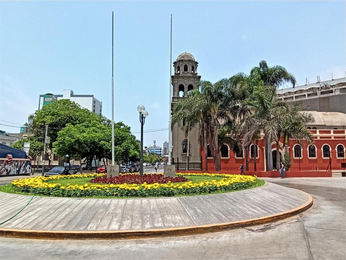 Real Aparts * Lima